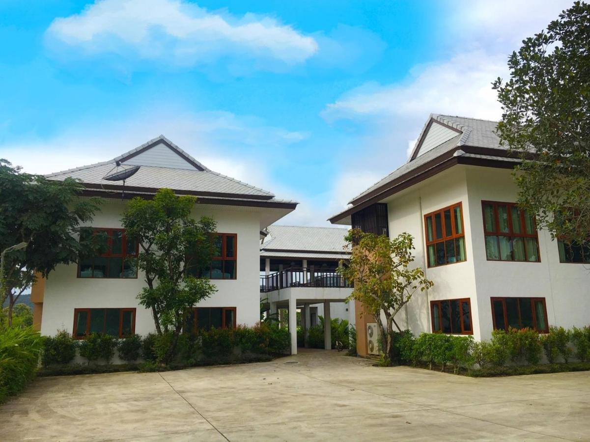 Oon Valley Farm Stay San Kamphaeng Bagian luar foto