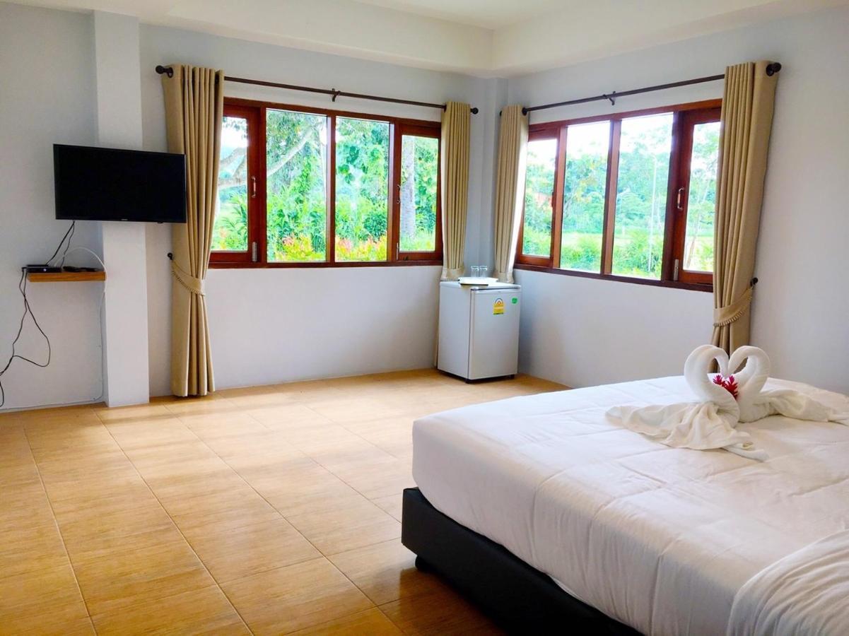Oon Valley Farm Stay San Kamphaeng Bagian luar foto