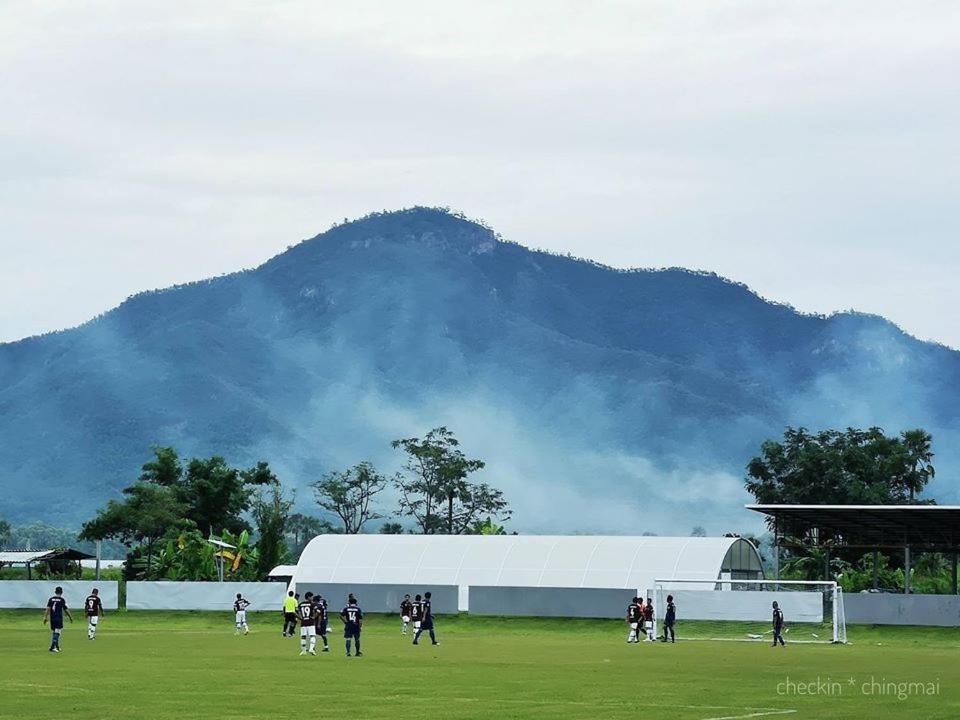 Oon Valley Farm Stay San Kamphaeng Bagian luar foto