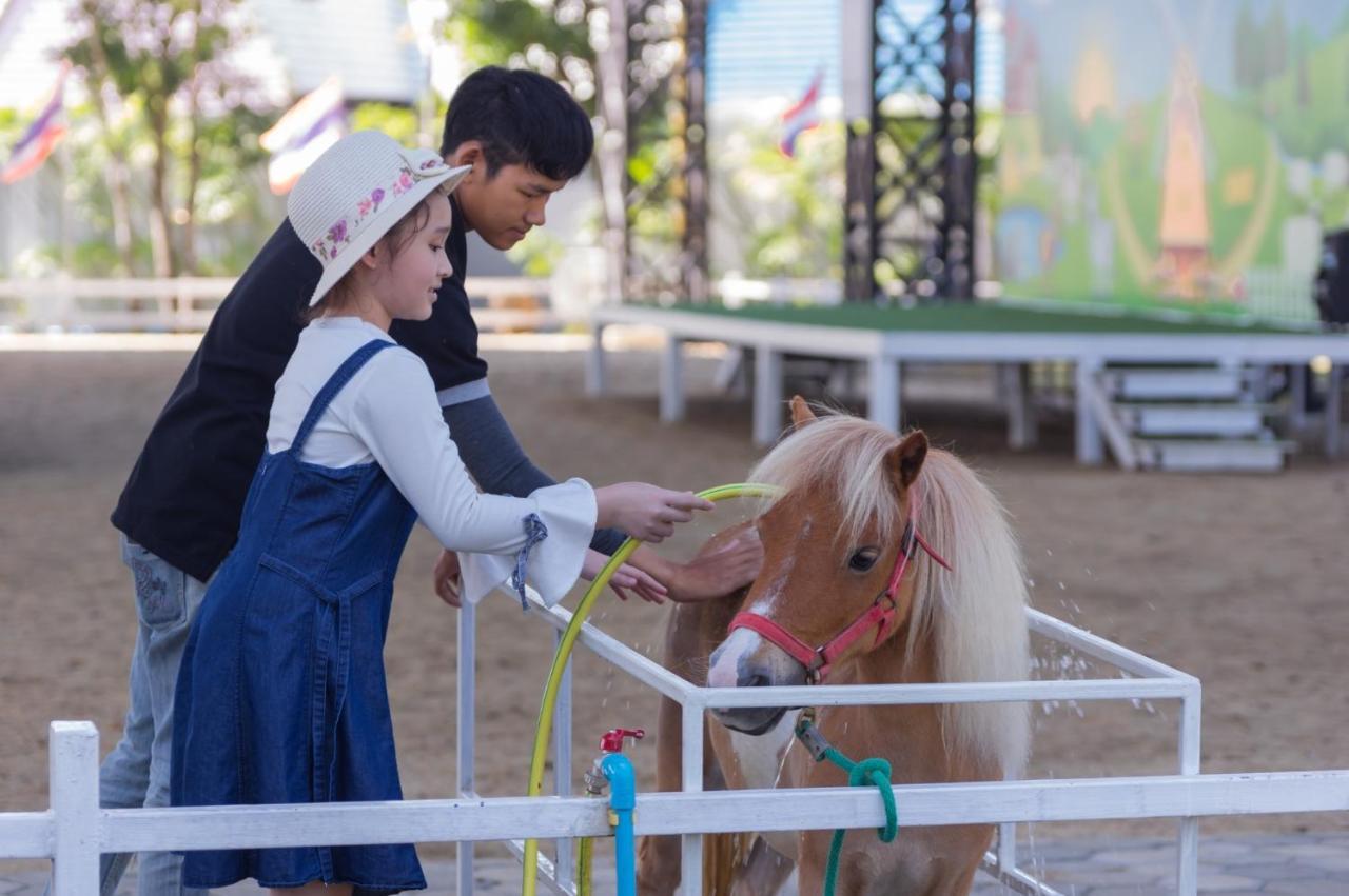Oon Valley Farm Stay San Kamphaeng Bagian luar foto